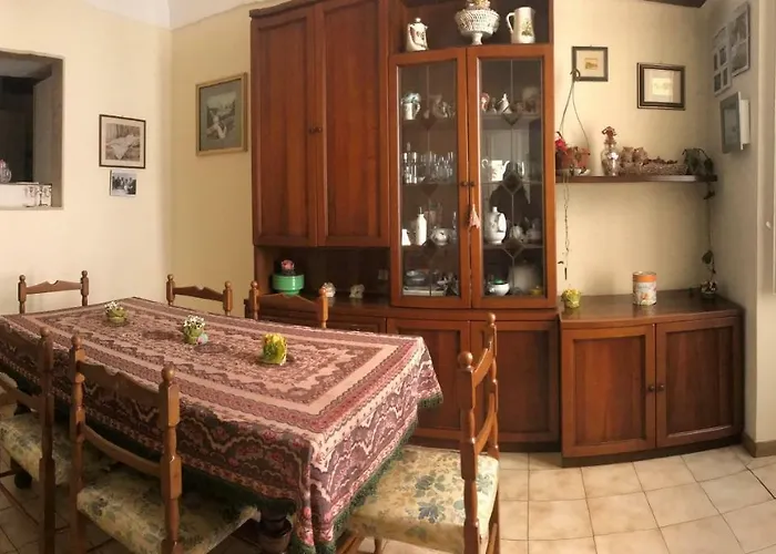 Via Ferdinando Galiani Διαμέρισμα