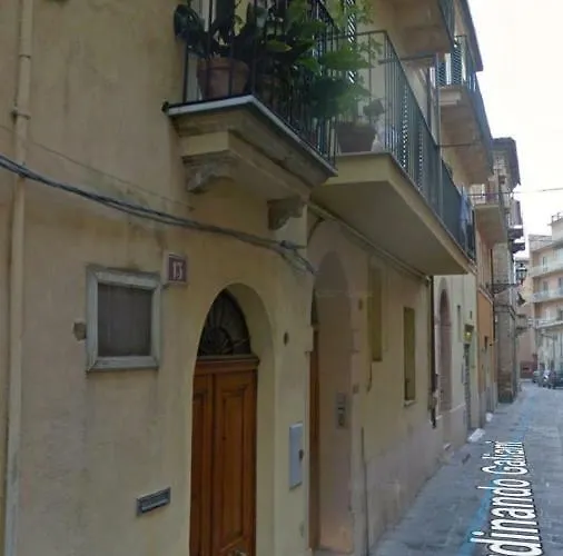 Via Ferdinando Galiani Κιέτι